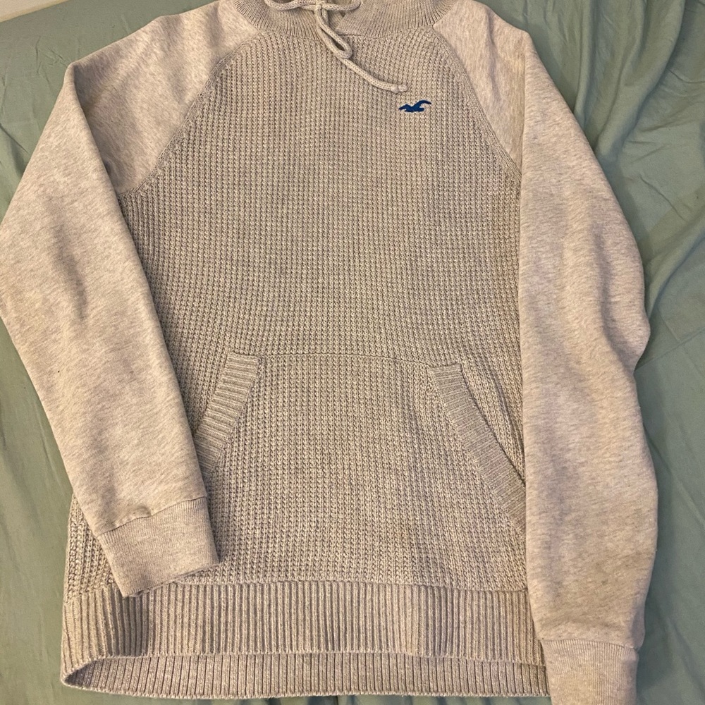 men’s size small knitted hoodie